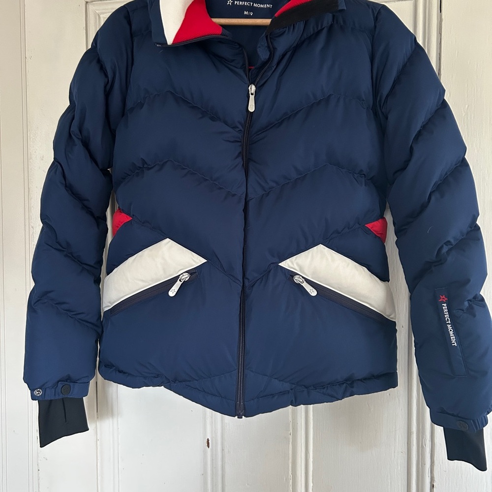 Perfect Moment Apres Duvet ski jacket